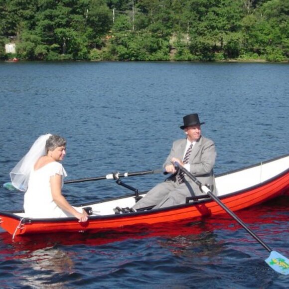 Meet your Posher, Anita - Picture 3 of 3